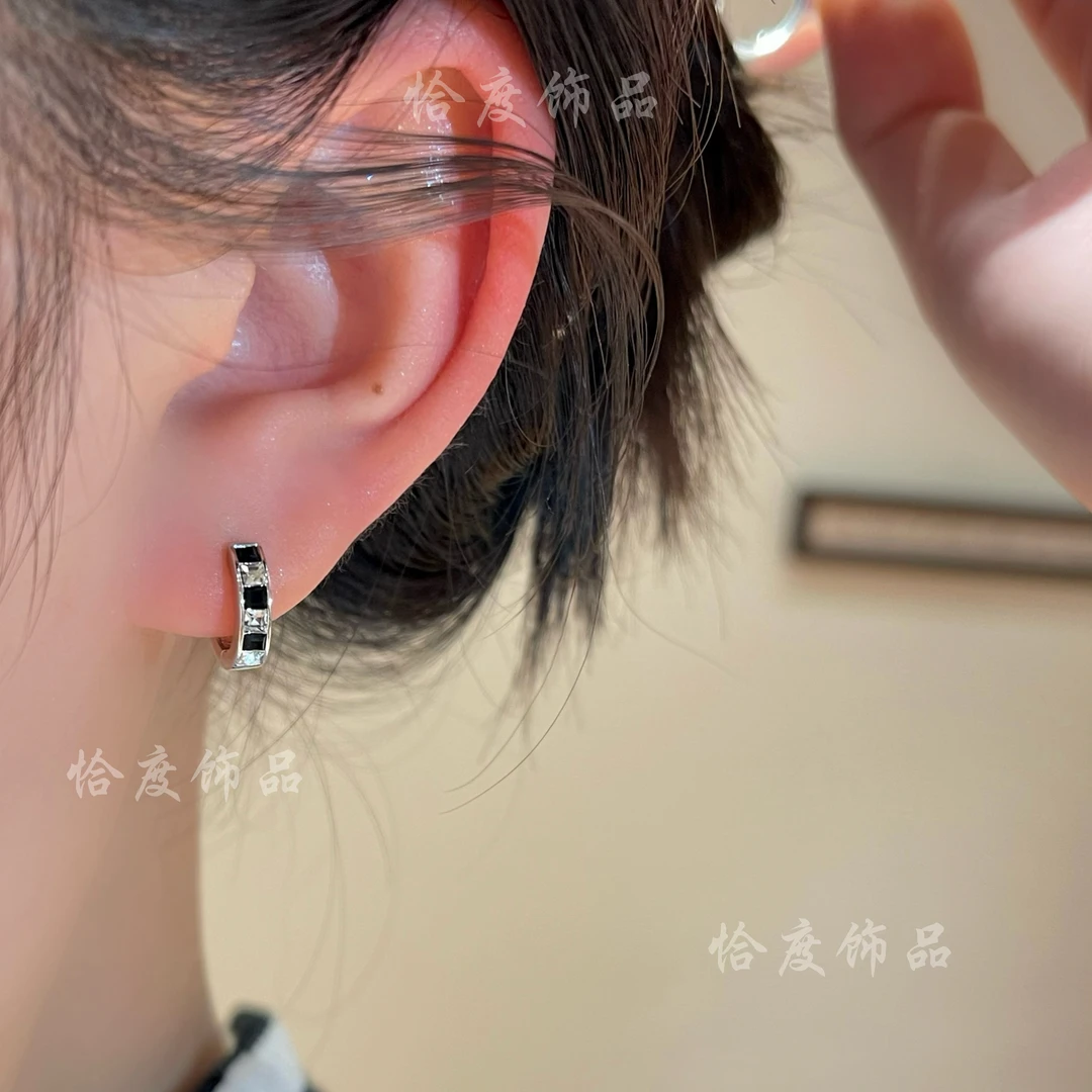 【恰度】质感黑银拼接锆石耳扣个性小众百搭