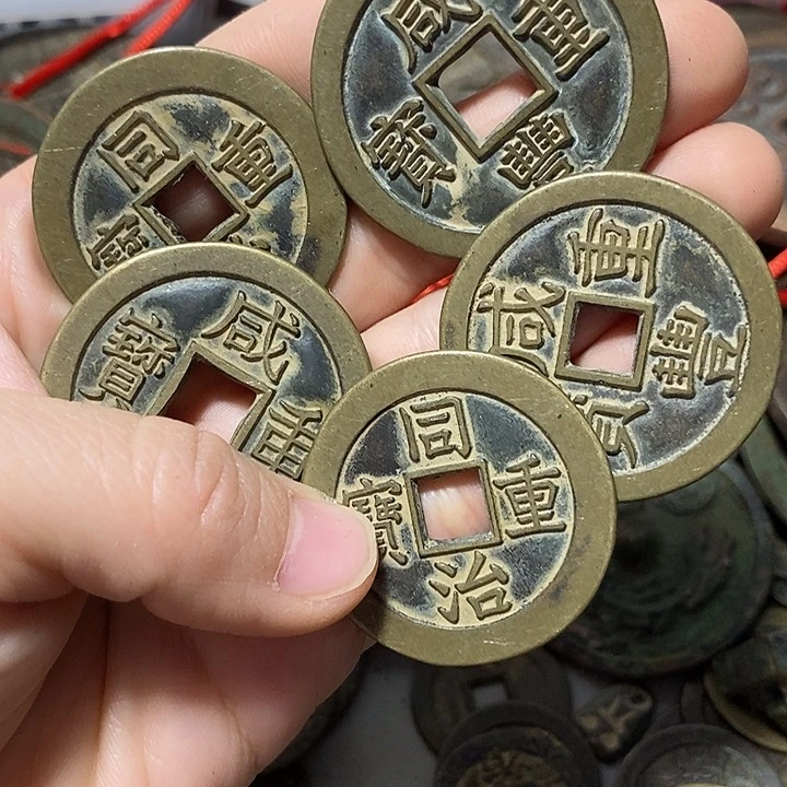 铜现代文创花钱001
