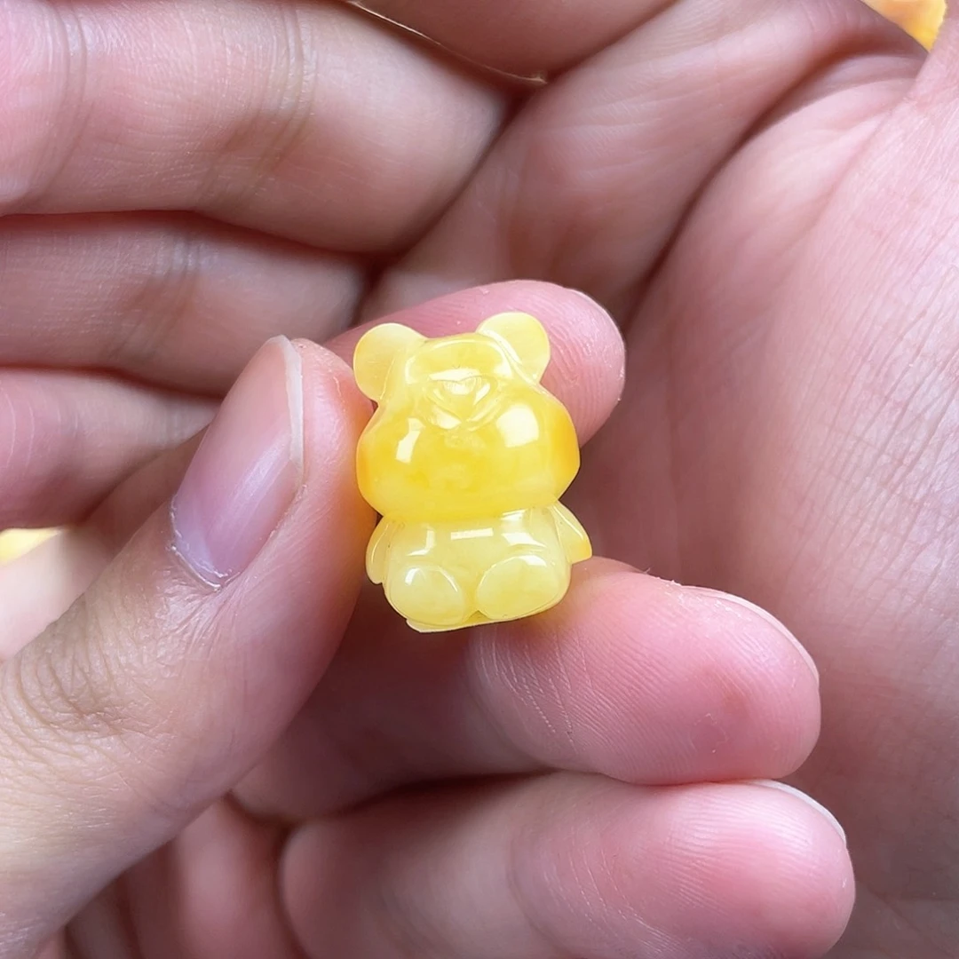 琥珀裸石未镶嵌蜜蜡