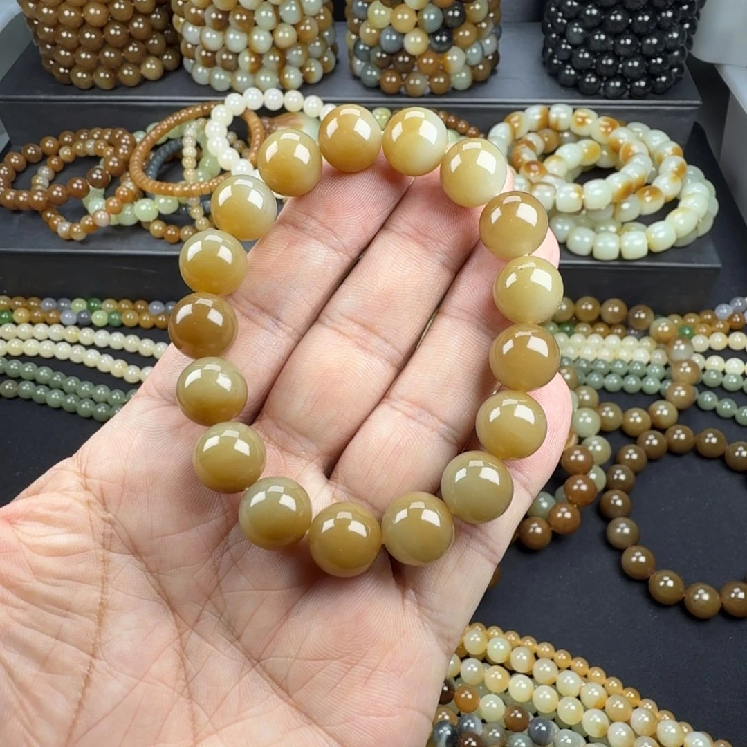 天***妈和田玉未镶嵌手链