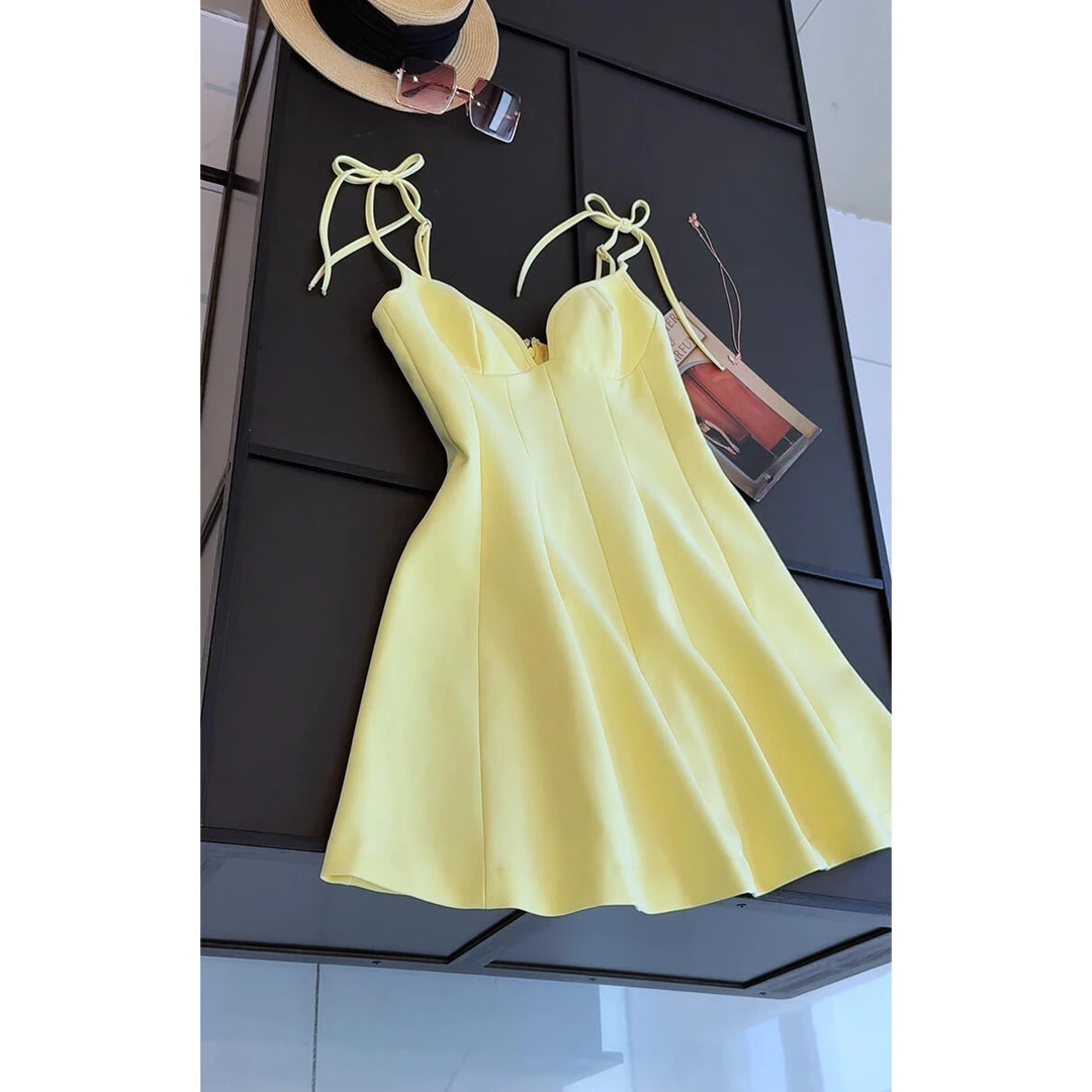 2025夏季 女装甜美小个子蝴蝶结饰吊带无袖收腰连衣裙