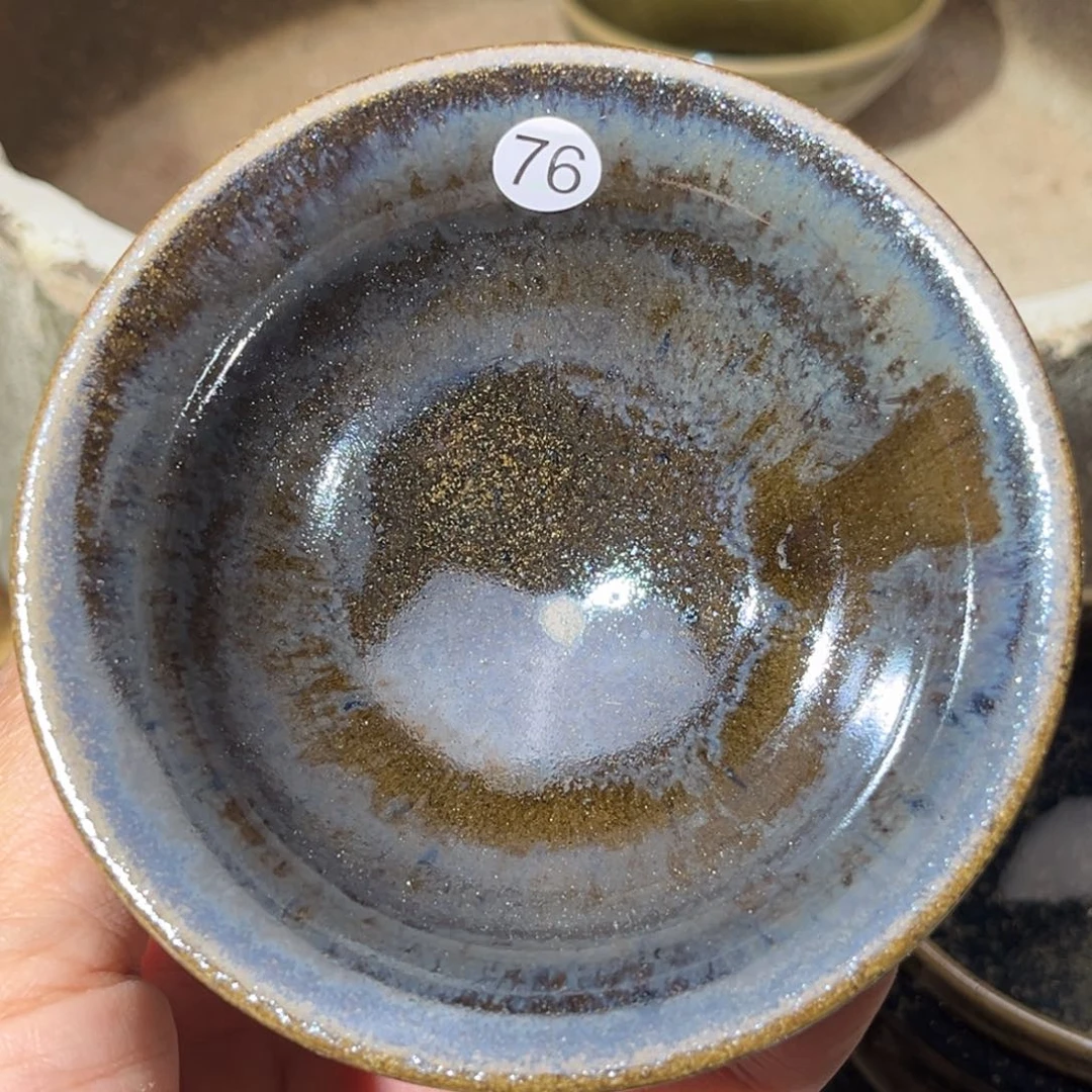 茶盏义兴龙窑坚持真柴烧