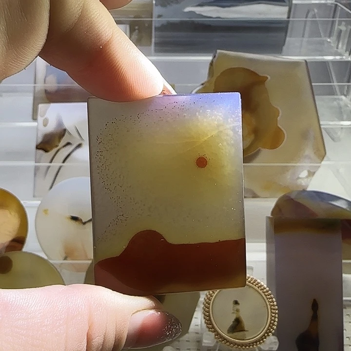 玛瑙/玉髓未镶嵌珠宝奇石