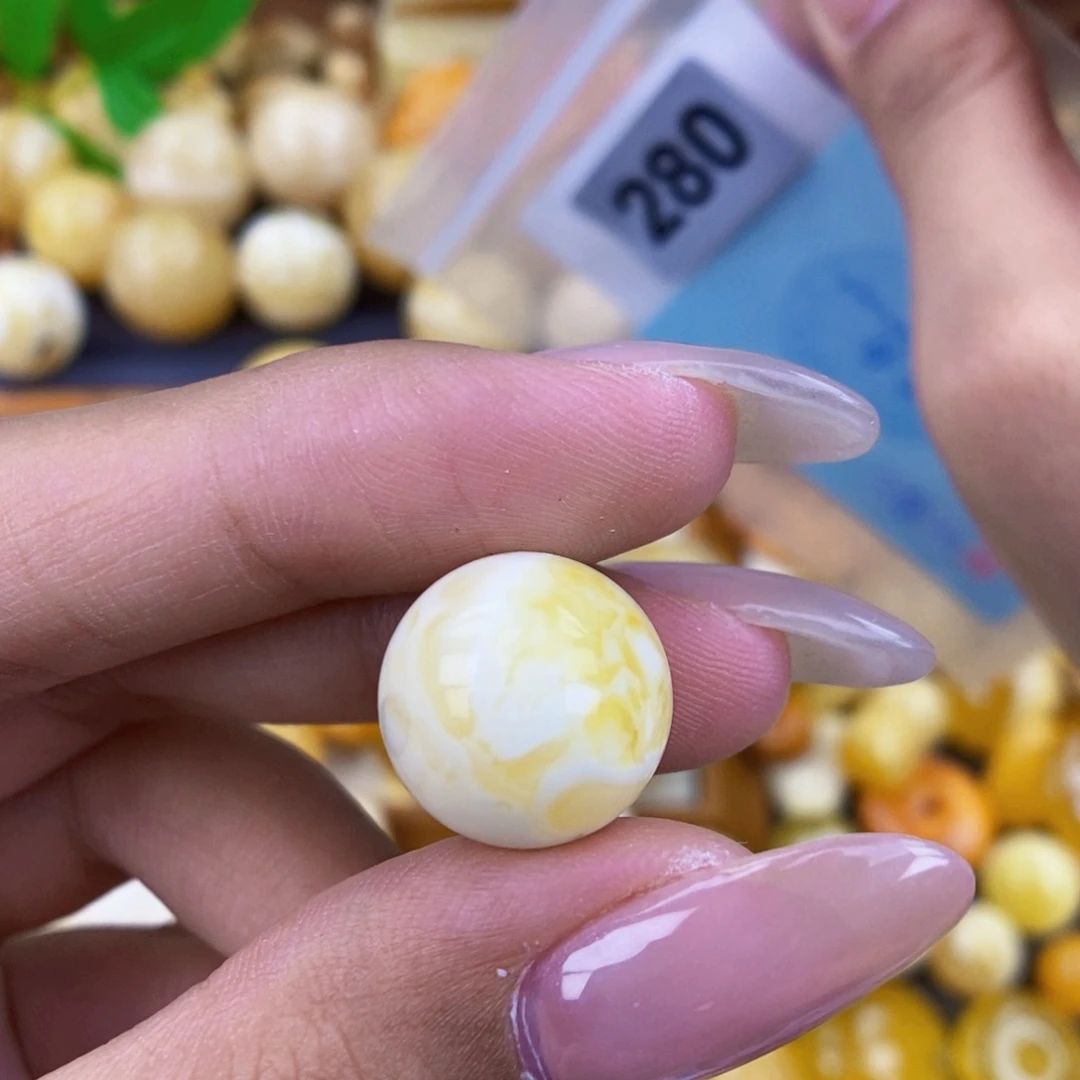 未镶嵌琥珀珠宝奇石14.7 粉