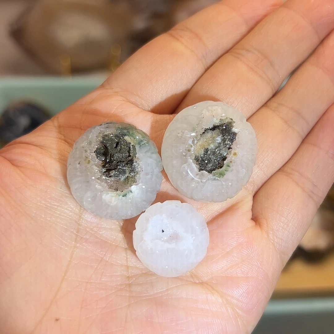 玛瑙/玉髓无未镶嵌点**王水晶包