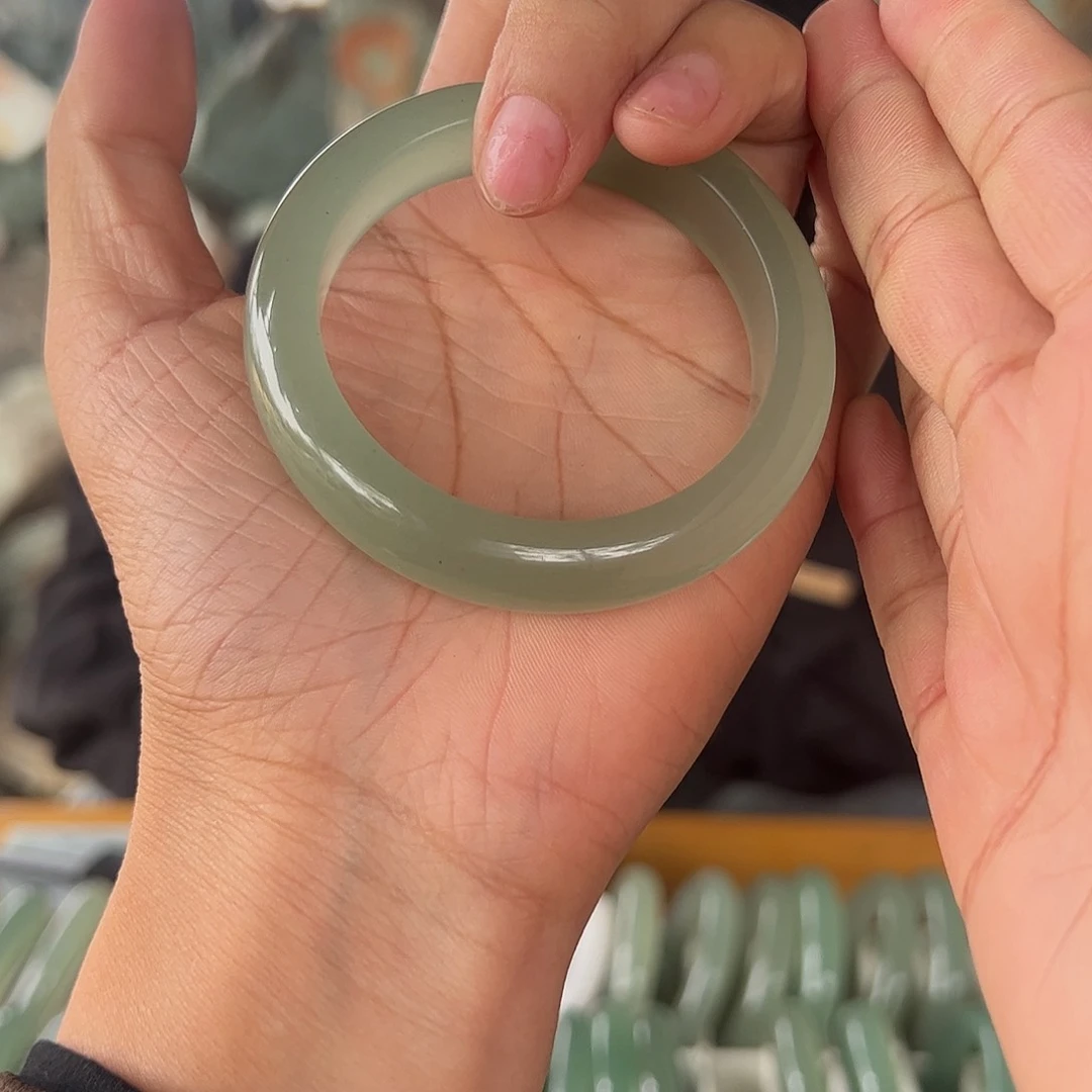 绿东陵冰晴水手镯