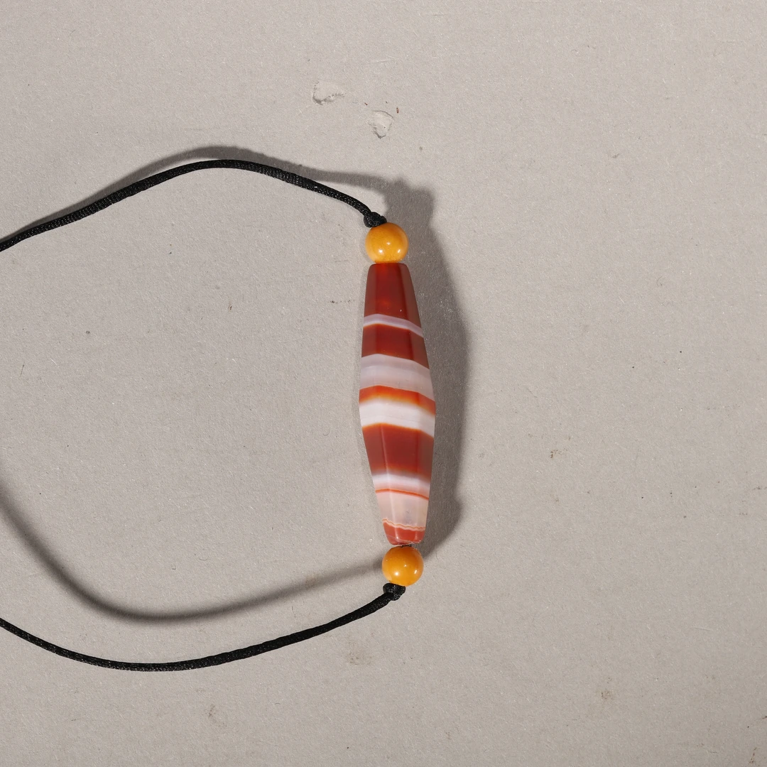 Lot21 民国 多棱玛瑙珠