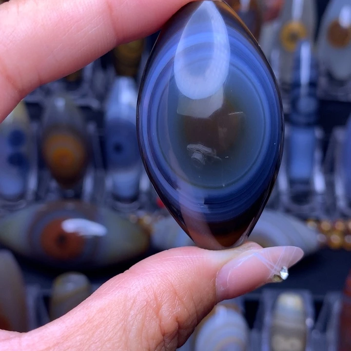 笑***天玛瑙/玉髓颈饰合金