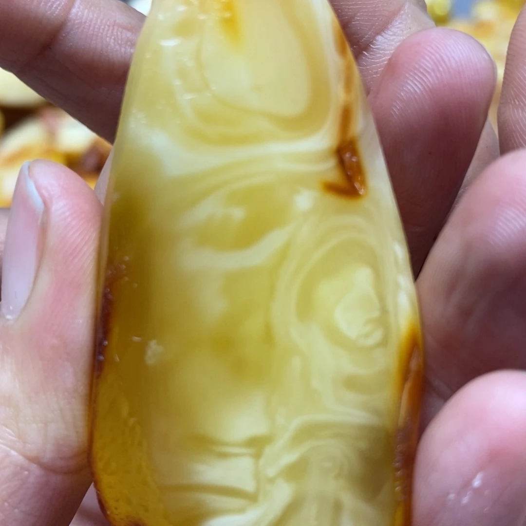 定制琥珀未镶嵌冰**提传世琥珀蜜蜡定制