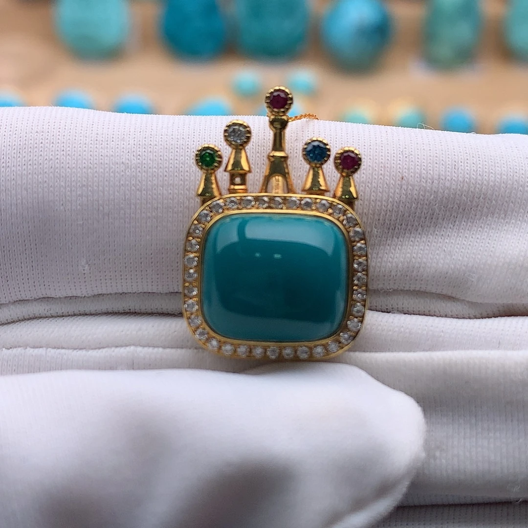 绿松石18K金镶嵌珠宝奇石