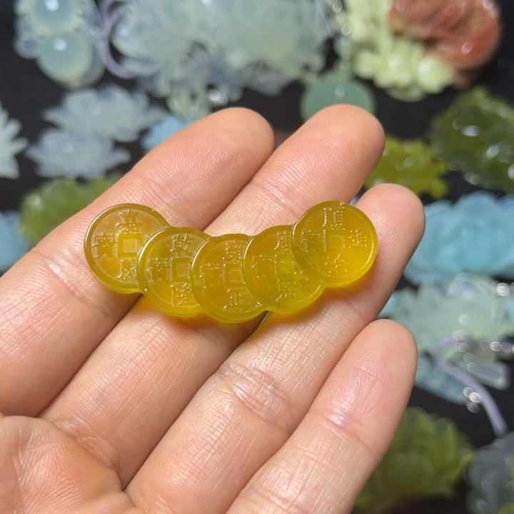 蛇纹石玉未镶嵌颈式