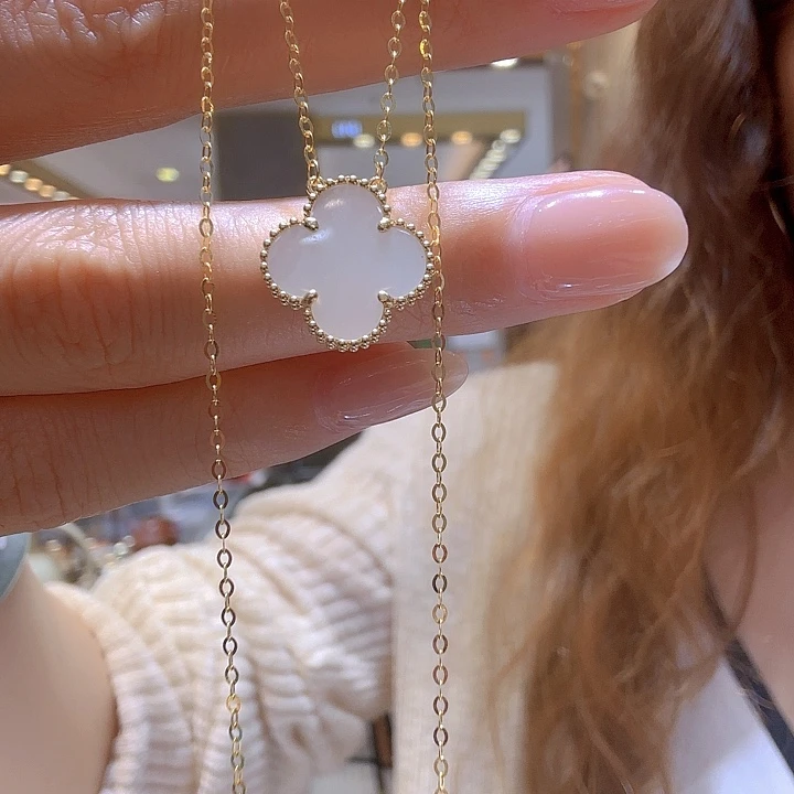 项链贝壳（贝母）18K金镶嵌15mm草K黄