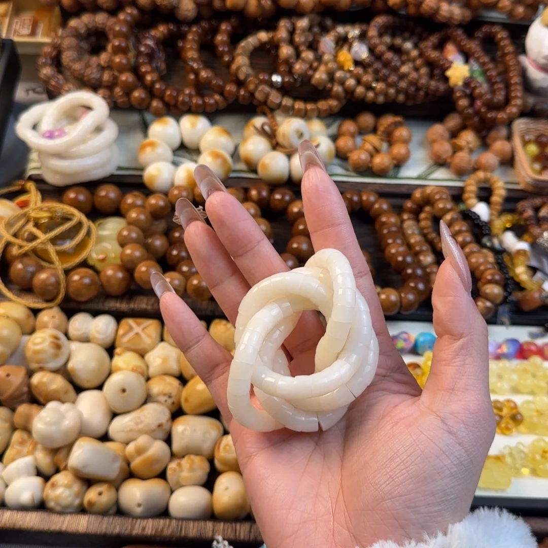 吊坠菩提根/象牙果麻花菩提根