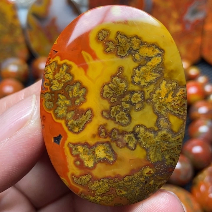 玛瑙/玉髓吊坠未镶嵌