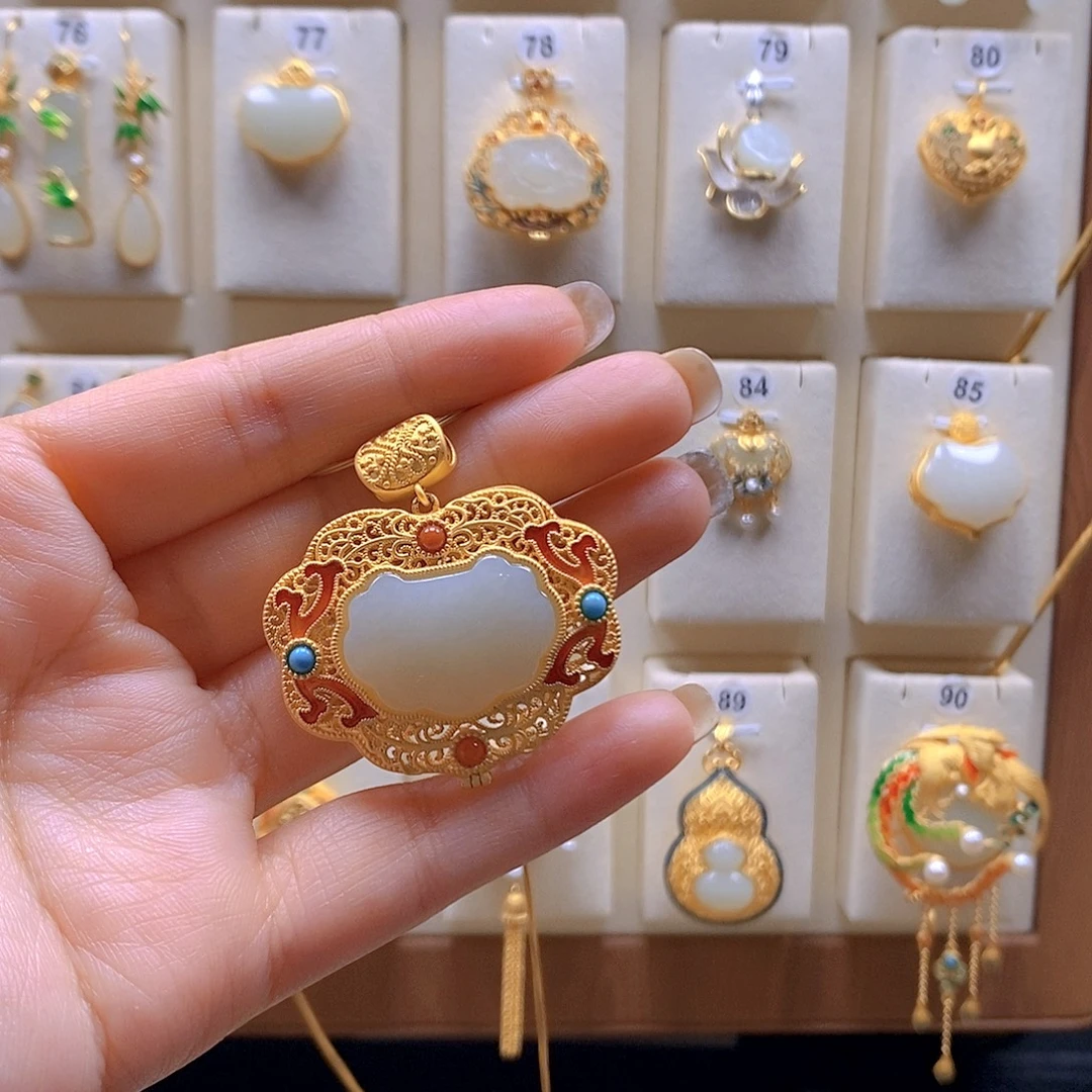 和田玉银S925镶嵌颈饰