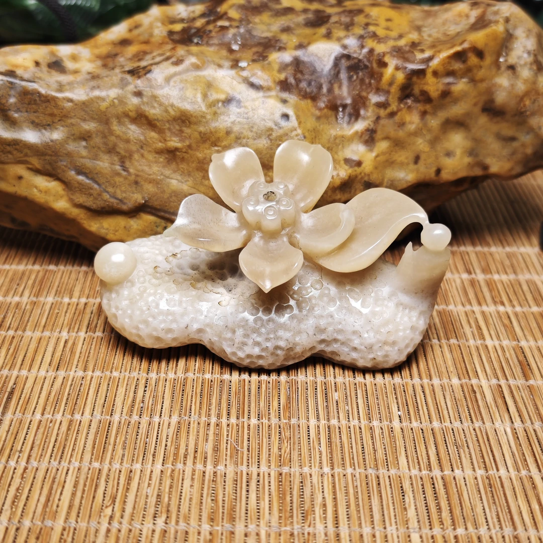 和田玉香插摆件，悟道莲花香插。