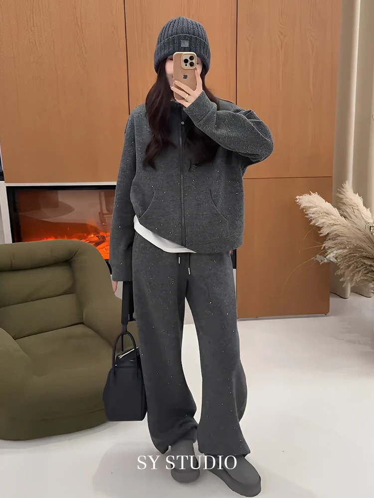 巨好看的冬装一整套加绒加厚连帽休闲外套高腰直筒休闲裤减龄套装
