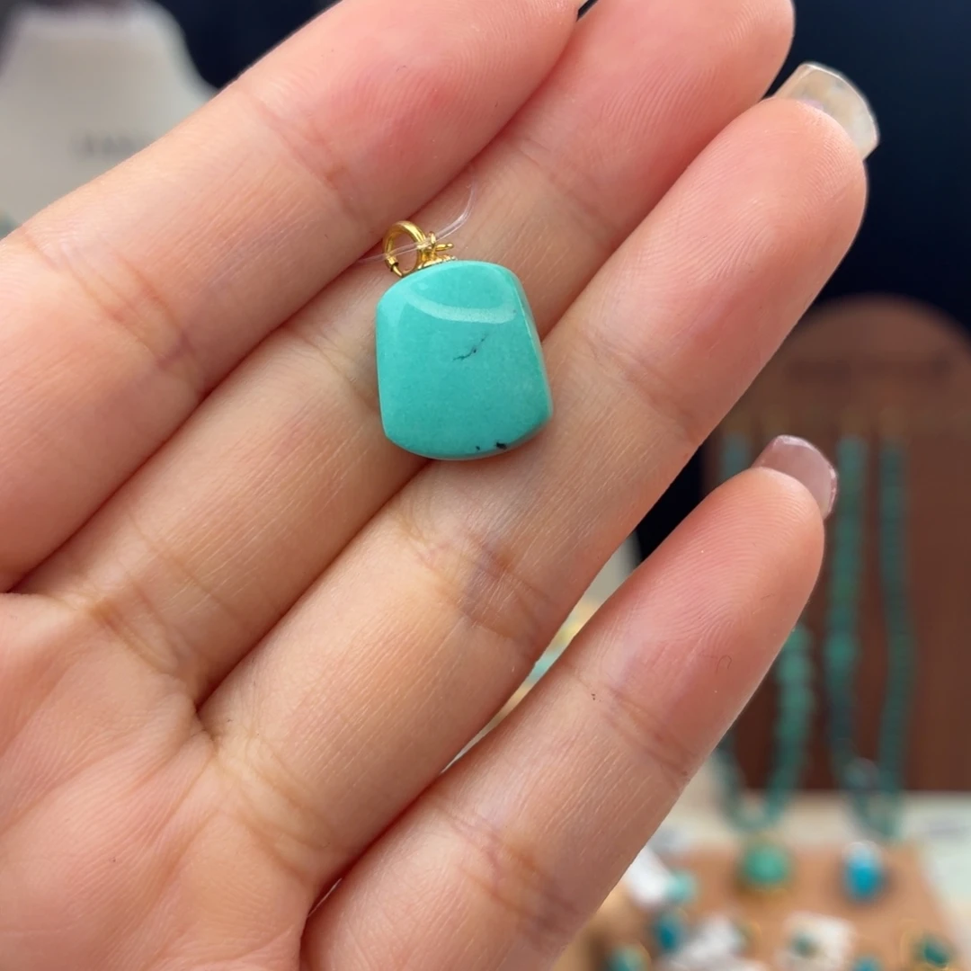 绿松石18K金镶嵌颈饰