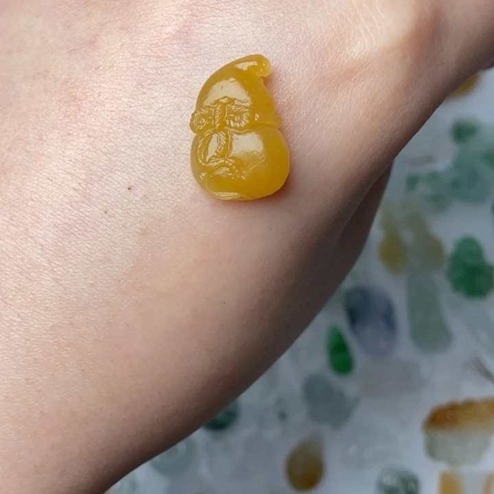 定制翡翠未镶嵌葫芦