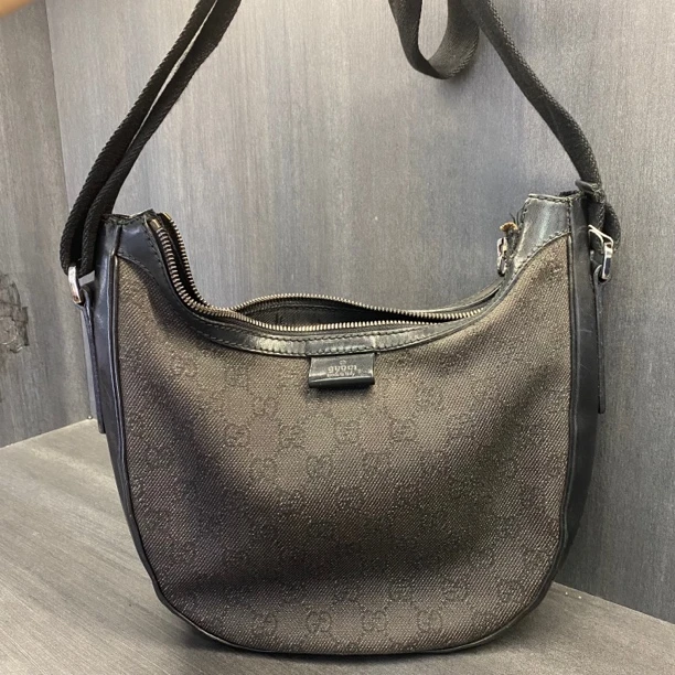 90新 GUCCI/古驰 兔兔奢 G专属/古驰斜挎包/240610018