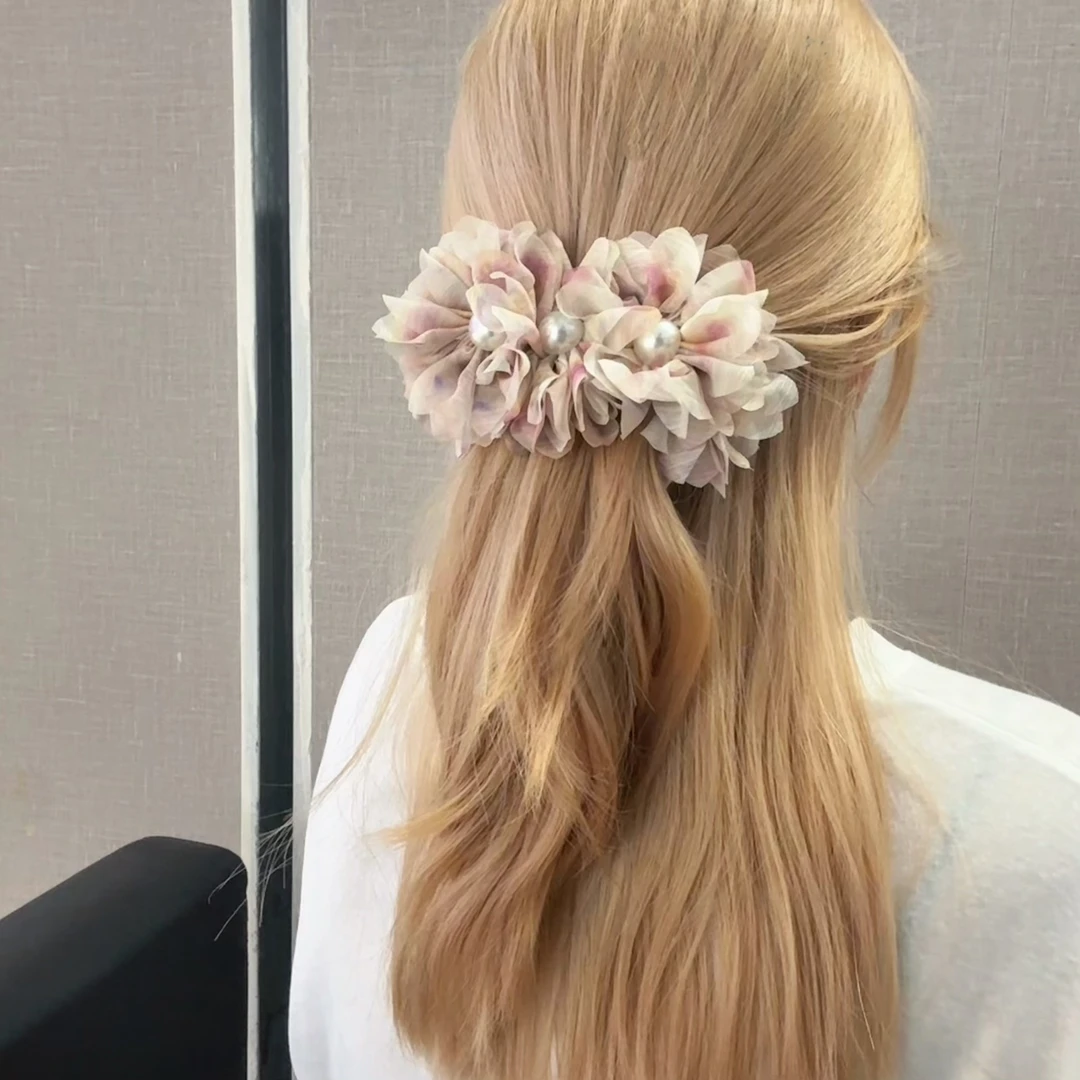 温柔粉花珍珠香蕉夹抓夹超仙精致夹子发饰头饰高颜值甜美高级感女