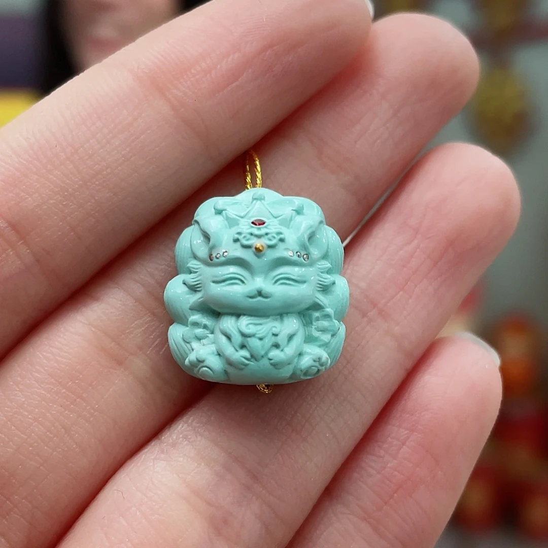 绿松石颈饰未镶嵌