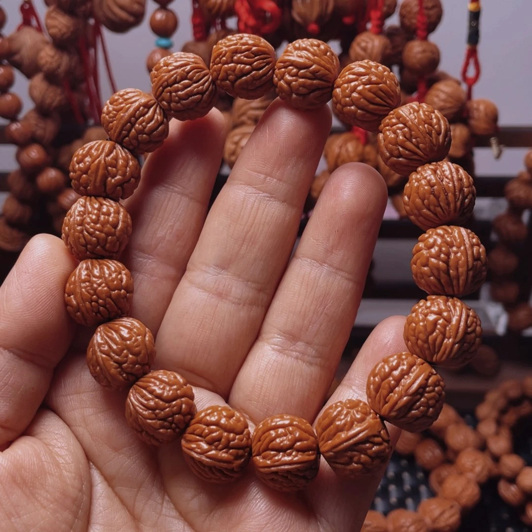 木质类龙纹桃枭手串