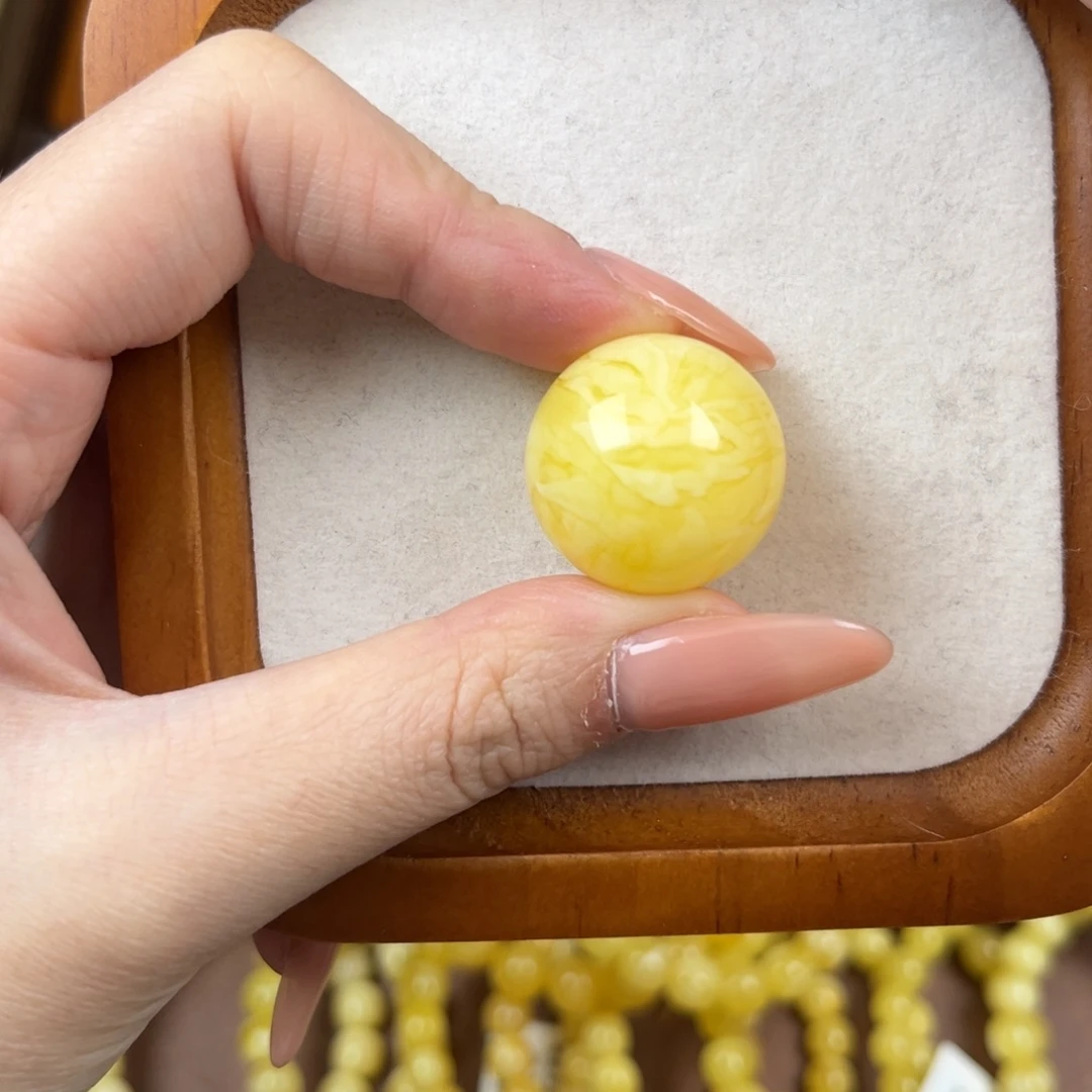 琥珀未镶嵌珠宝奇石22.8mm