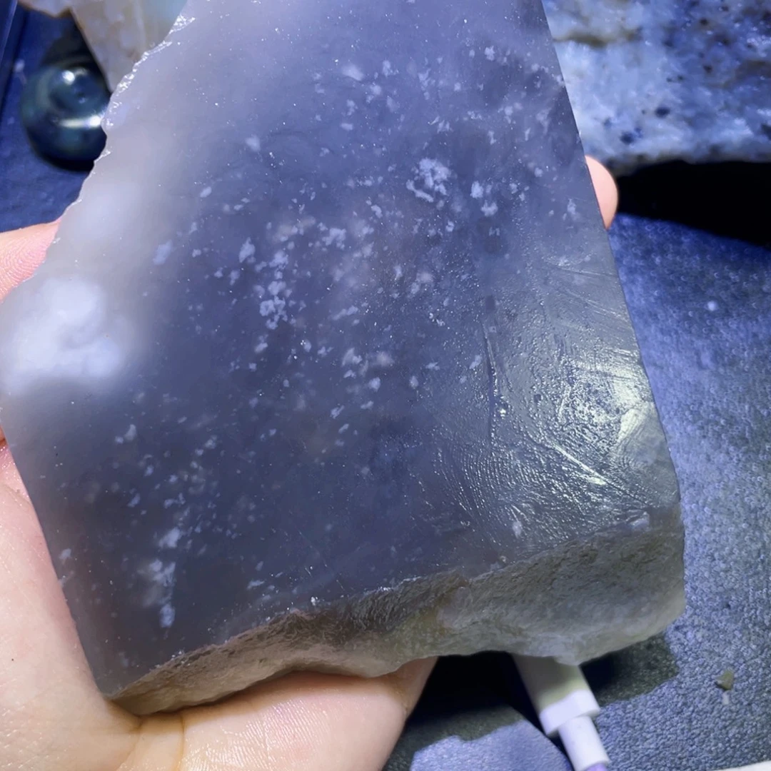 和田玉未镶嵌珠宝半成品