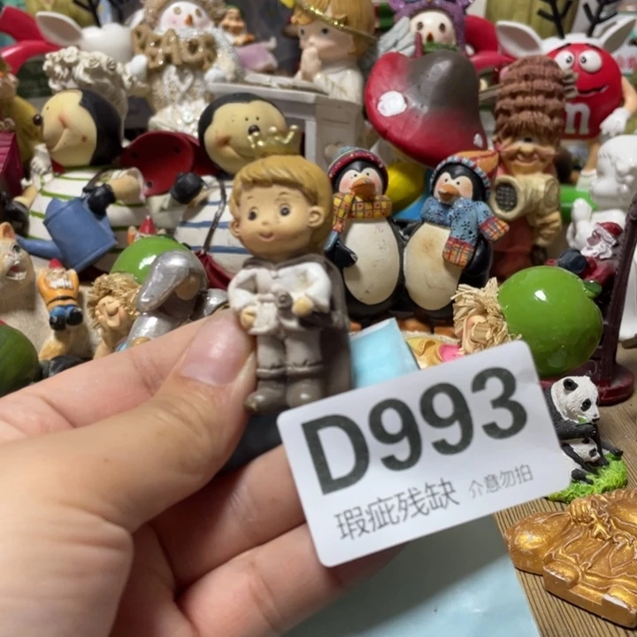 古***侠摆件孤品老货微瑕瓷