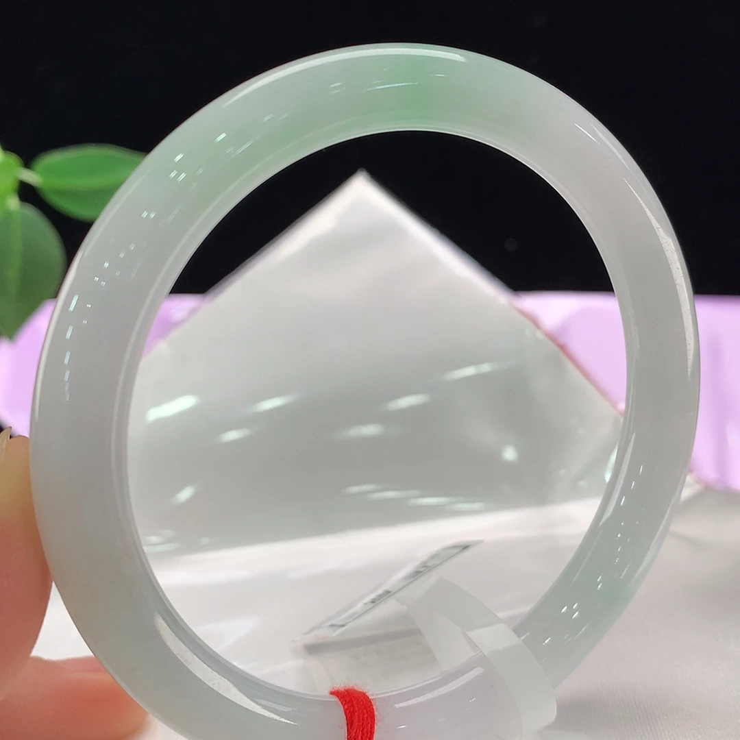 翡翠未镶嵌手镯0147