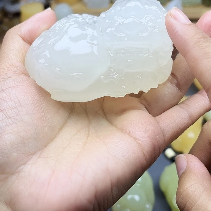 石材李***江玉石雕刻品