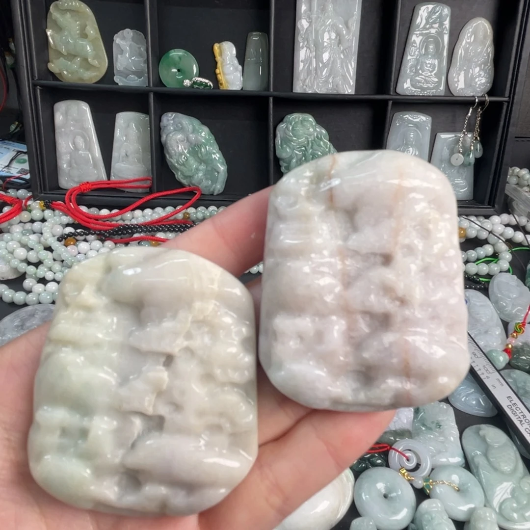 翡翠未镶嵌吊坠(不含链)超级瑕疵严重