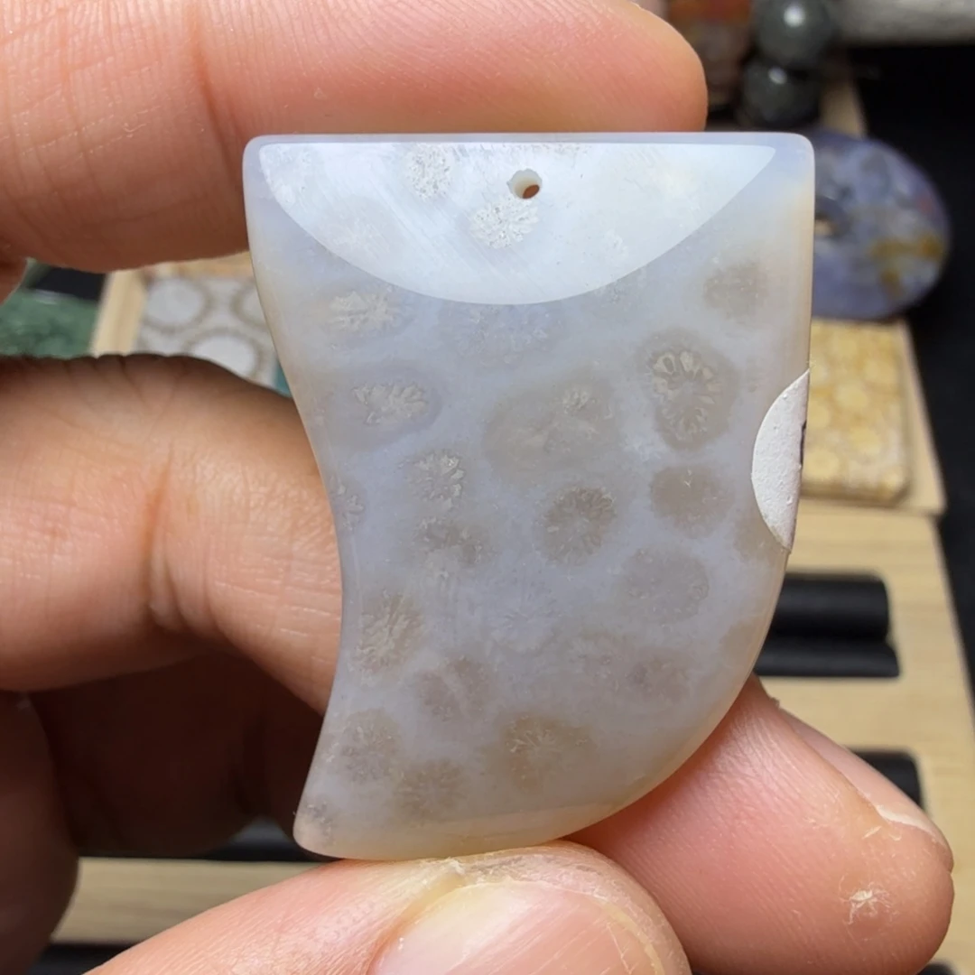 硅化玉未镶嵌纯天然色有机玉石保真色