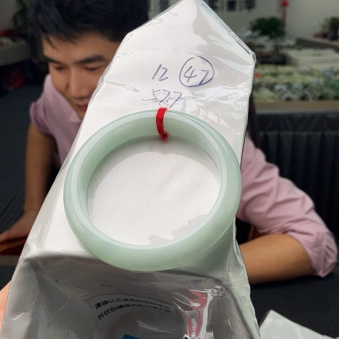 未镶嵌手镯翡翠拍一发一