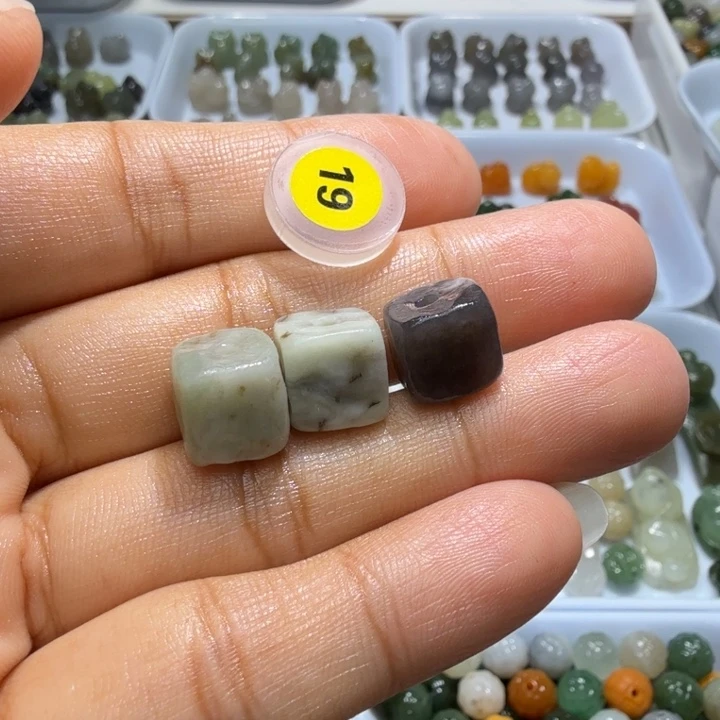 未镶嵌和田玉珠宝半成品