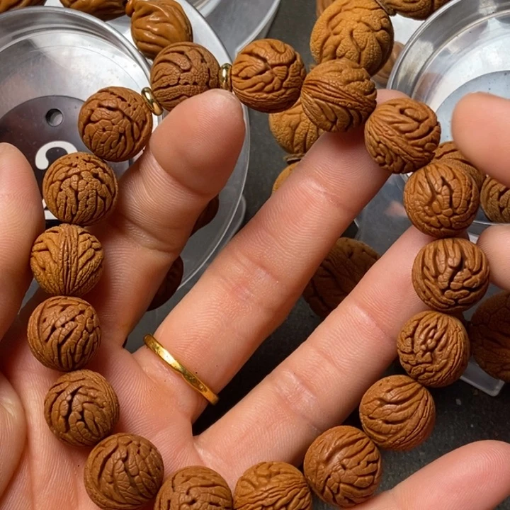 吊坠桃核陕西秦岭山桃核