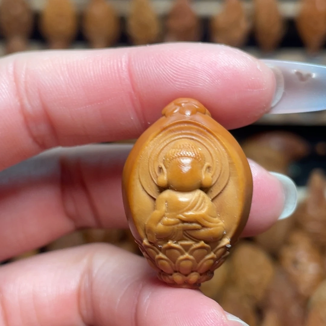 橄榄核把件无相佛