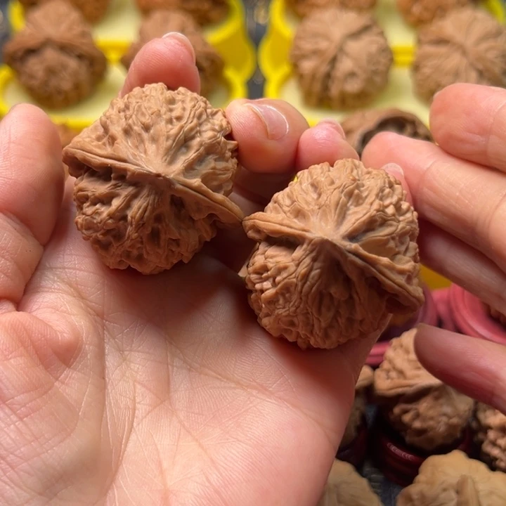 吊坠桃核38全品金牛