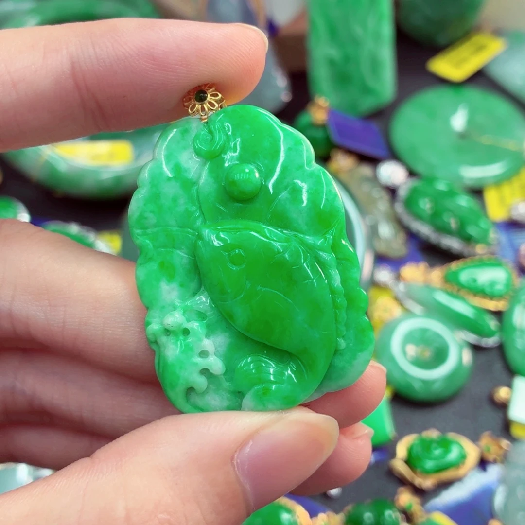 翡翠18K金镶嵌吊坠(不含链)