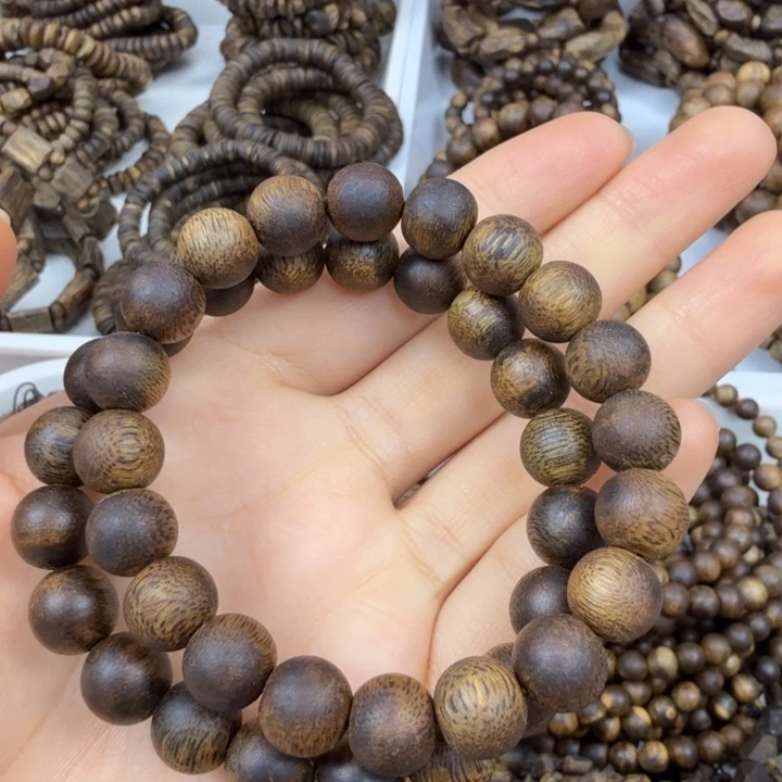 沉香手串沉香绿奇楠圆珠卡十多样性发其一 九九分节油