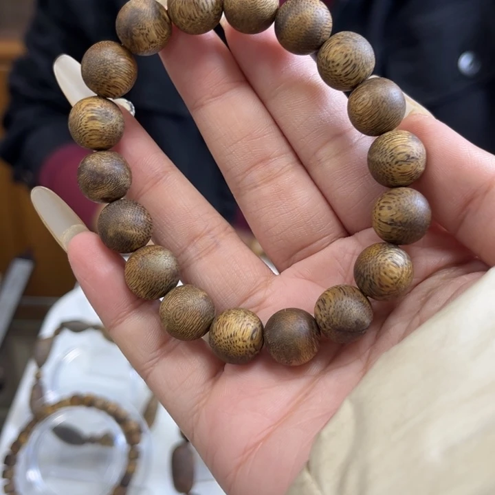 沉香手串养*惯1.2圆珠单圈多样性发1