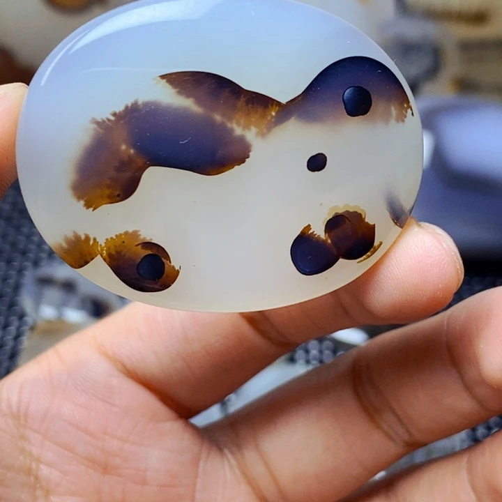 玛瑙/玉髓未镶嵌珠宝半成品