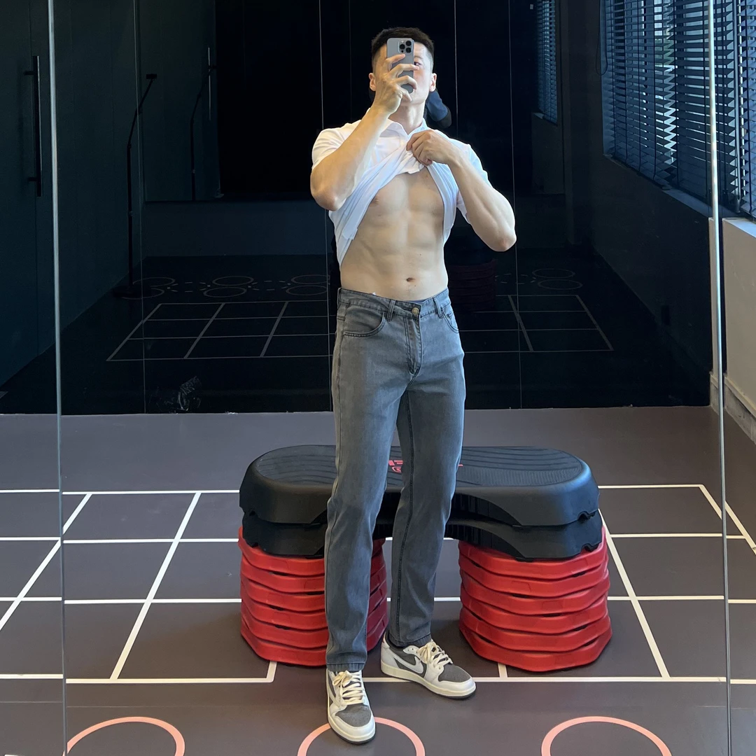 IRONTRAP天丝莱赛尔面料小脚直筒牛仔裤男弹力冰丝宽松休闲长裤夏