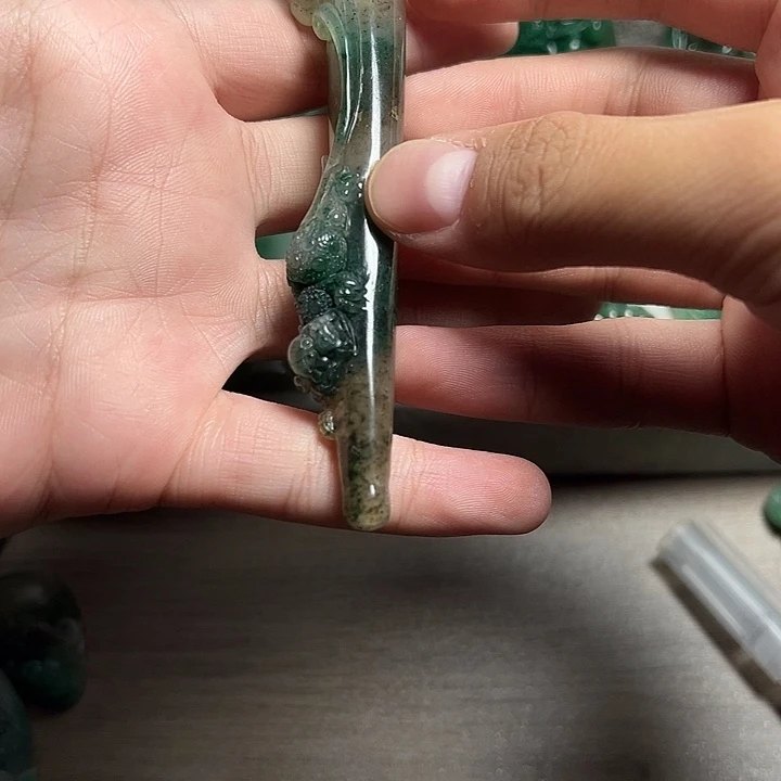 未镶嵌独山玉吊坠