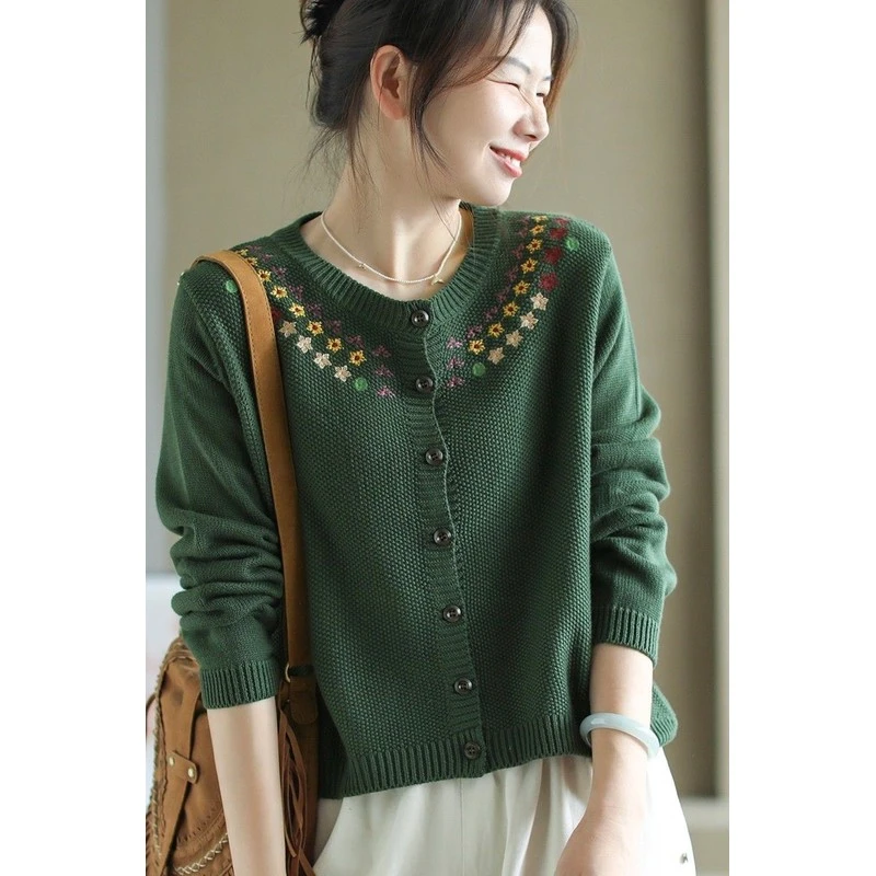 早秋复古绣花针织开衫女款单排扣圆领长袖毛衣纯色休闲上衣