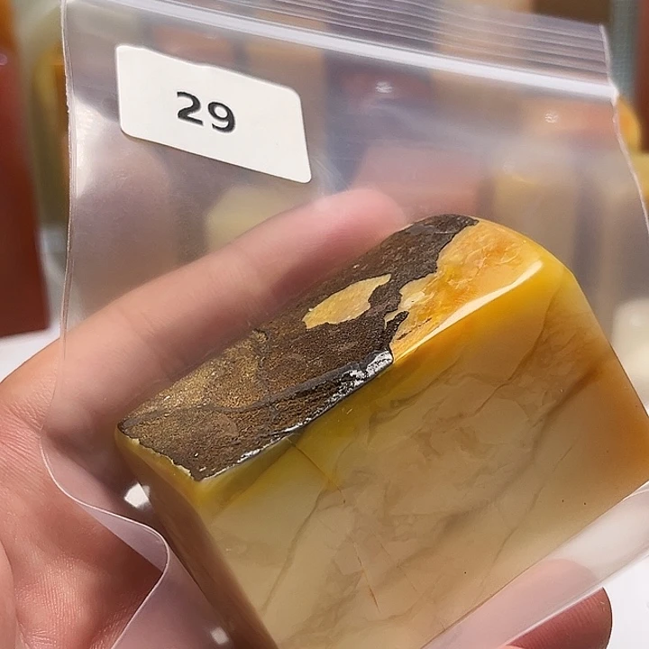 丽***馆老挝石老挝石北部黄