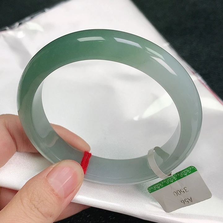 【闪购商品】翡翠手镯未镶嵌5657圈