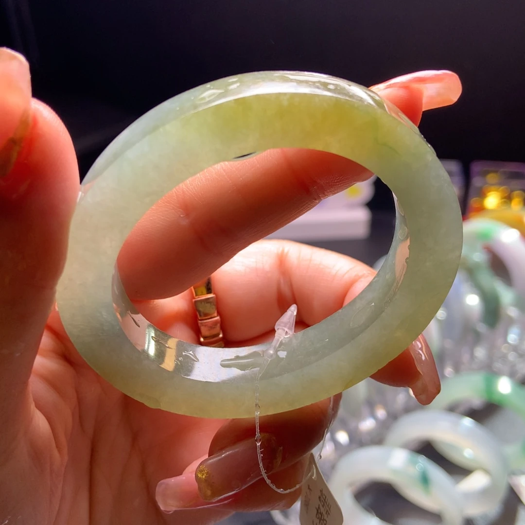 定制翡翠手镯未镶嵌