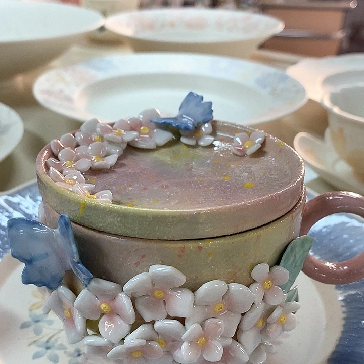 陶摆件景德镇陶瓷高温釉下彩